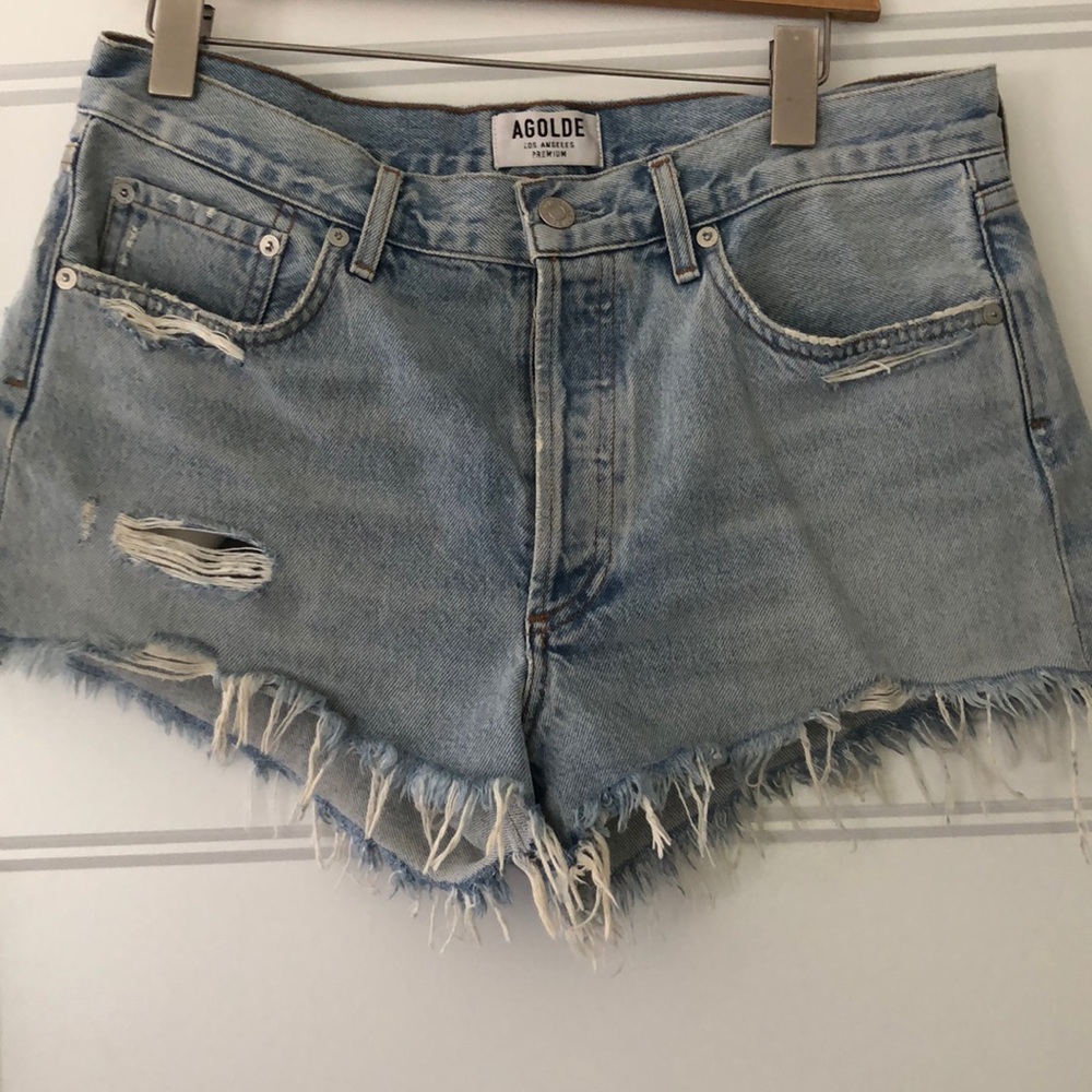 AGOLDE Parker distressed denim short